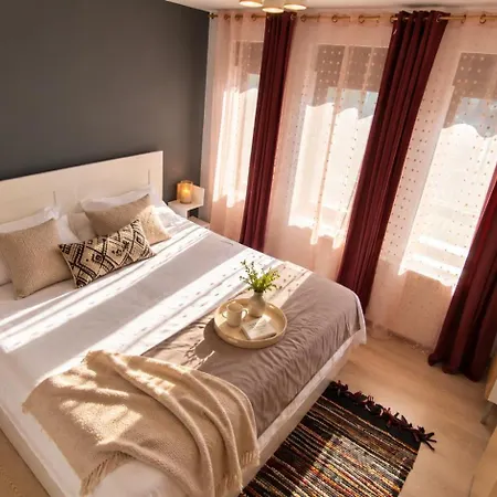 Apartament Pomiculturii 1 *