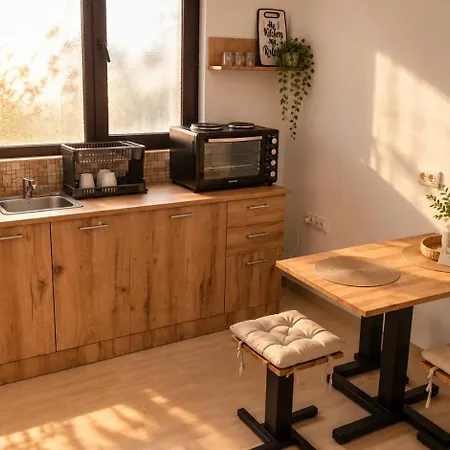 Apartament Pomiculturii 1 *